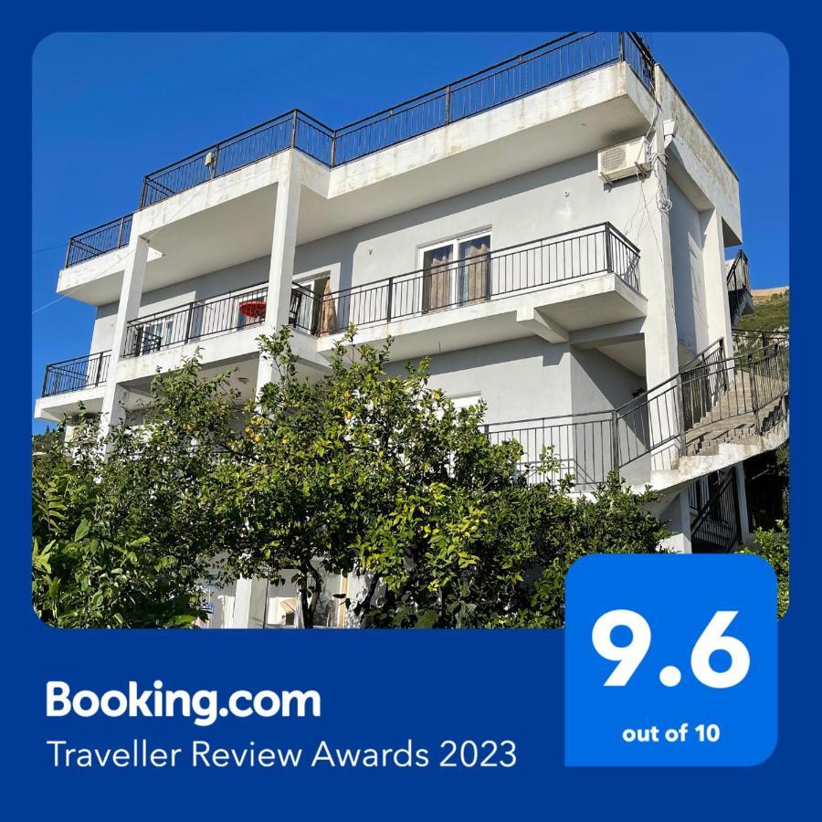 Azure Apartments By Kondo Stays Vlorë Exterior foto