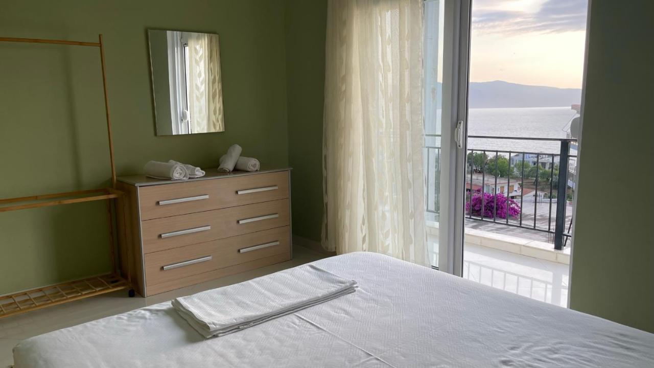 Azure Apartments By Kondo Stays Vlorë Exterior foto