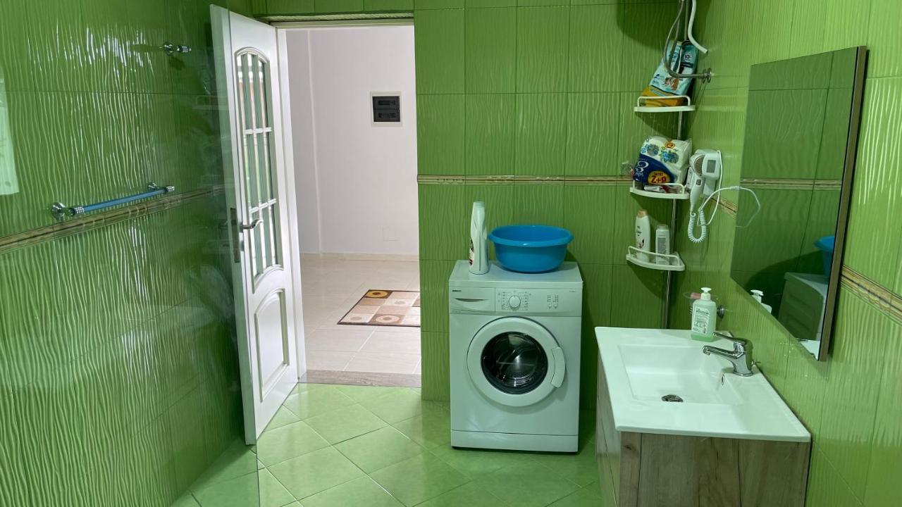 Azure Apartments By Kondo Stays Vlorë Exterior foto